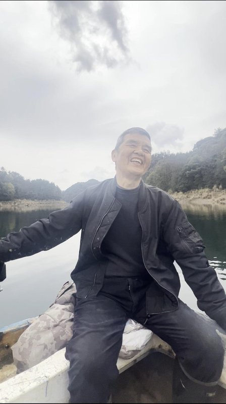  退休后选择水库孤岛，常德老局长十年自给自足；虽有喂养家禽的琐碎烦恼，却乐在其中。 健康养生 退休后选择水库孤岛，常德老局长十年自给自足；虽有喂养家禽的琐碎烦恼，却乐在其中。 健康养生
