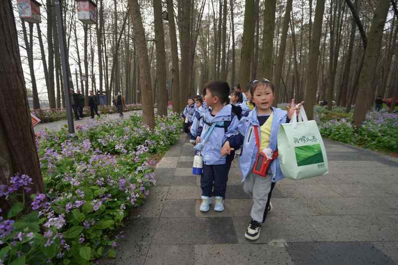  灵活休假机制：激活春日旅游市场的倍增效应 文化旅游 灵活休假机制：激活春日旅游市场的倍增效应 文化旅游